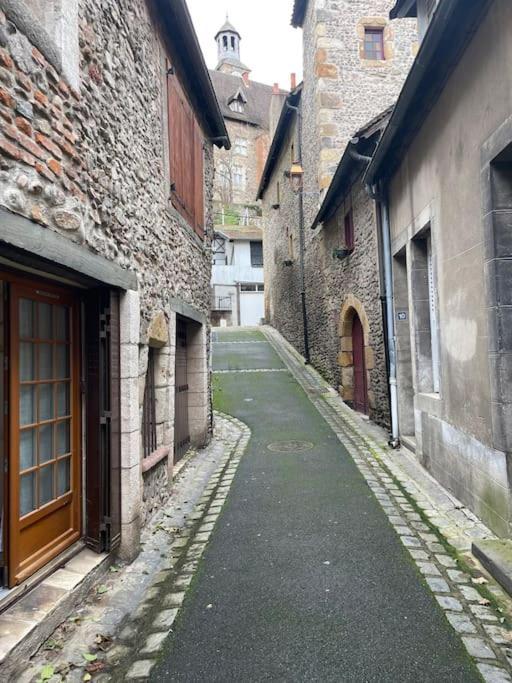 Au Coeur De La Cite Medievale Montluçon